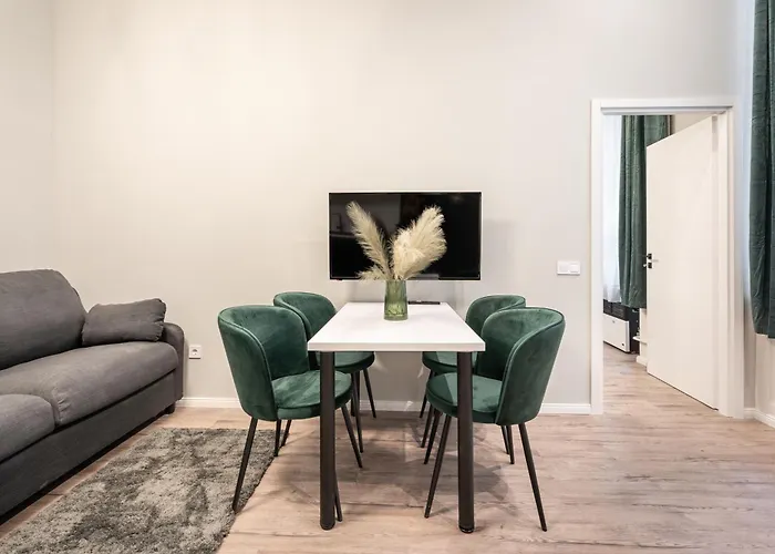 Akacfa 27 Two Bedroom Apartment